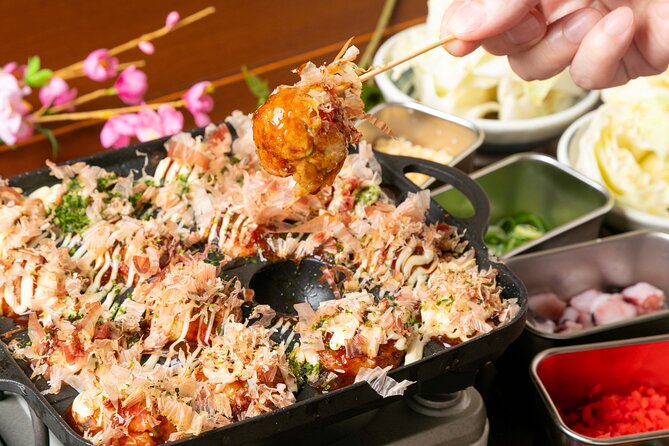 1 Day Takoyaki Making and Osaka Castle Walking Tour - The Sumiyoshitoriimae tram ride