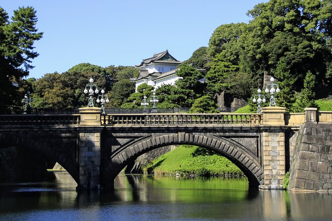 1-Day Tokyo Bus Tour - The Imperial Palace area and passing Tokyo highlights