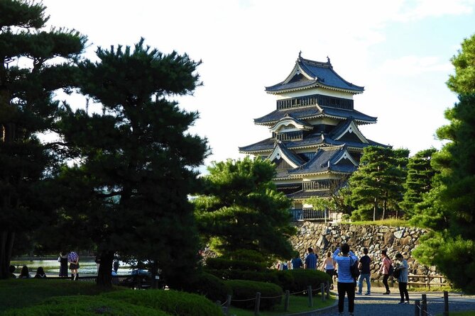 1-Day Tour from Nagano and Matsumoto Kamikochi & Matsumoto Castle - Kamikochi: three hours in the Japanese Alps