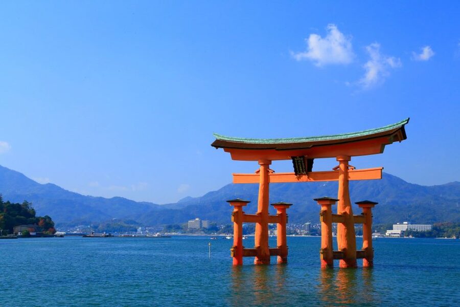3 Departures: Hiroshima & Miyajima Trip with Indian Lunch - Key points at a glance