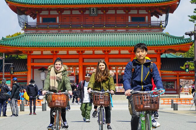 4.5-Hour Kyoto Bike Tour with Lunch and UNESCO Zen Temples - Why a bicycle is a smart way to see Kyoto