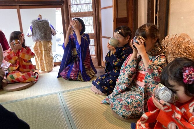 A Unique Antique Kimono and Tea ceremony Experience in English - Who will enjoy this most