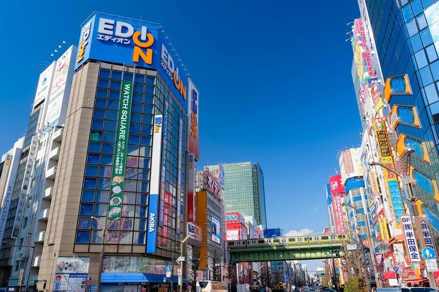 Akihabara: Anime & Gaming Adventure Tour (Group or Private) - Three Hours, Group Size, and Pace