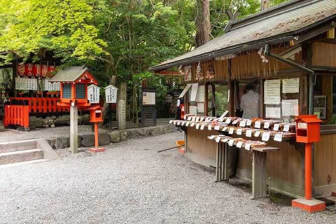 Arashiyama Hidden Gems: Walking Tour escaping crowds - Daikakuji, the former Saga Gosho