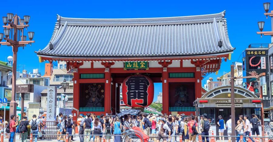 Asakusa: 3.5-hour Big-picture History Walk - Kaminarimon and Nakamise, the grand approach