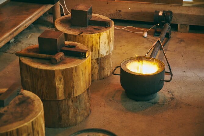 Authentic knife making experience at a blacksmith in Kyoto - Check-in, clothing, and the first safety lesson