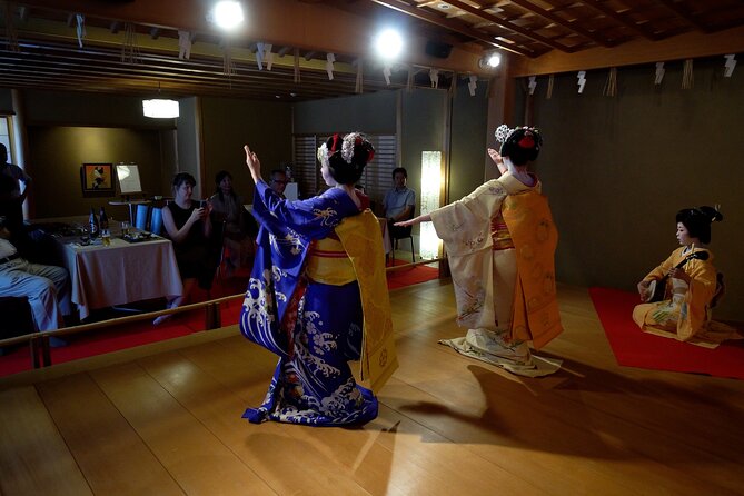 Authentic Maiko Experience＆Kyoto Dinner (Free drink) at Noh Stage - What makes this Kyoto maiko evening different
