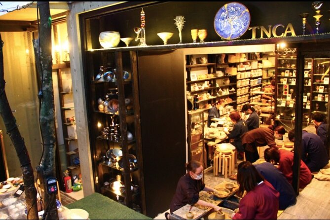 Authentic Pure Gold Kintsugi Workshop with Master Taku in Tokyo - Choosing between three kintsugi styles