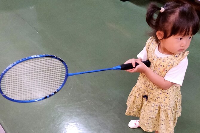 Badminton in Osaka & Kyoto with Locals! - The equipment you receive, and what you must pack