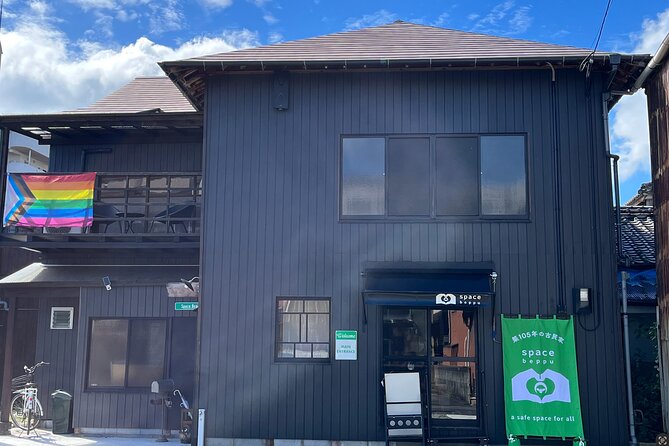 Become a local! A Walking Tour of Arts, Crafts&Onsen Culture - Seeing bamboo shaped by hand at Nagai Bamboo Factory