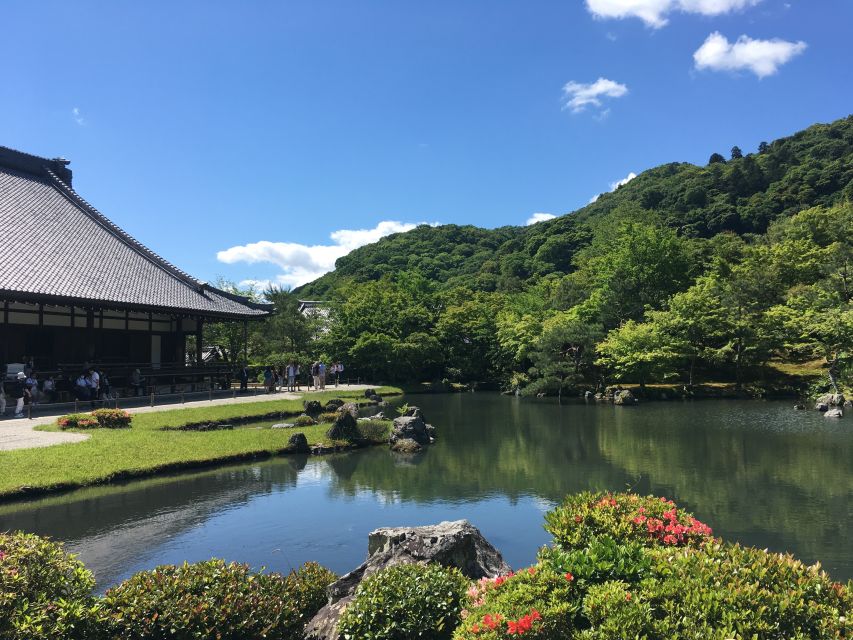 Best of Kyoto: Red Gates of Fushimi Inari & Kiyomizu Temple - Sannenzaka, Ninenzaka, and the preserved lanes