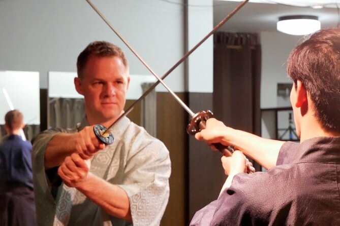 Best Samurai Experience in Tokyo - Entering the Edo-style dojo in Shinjuku