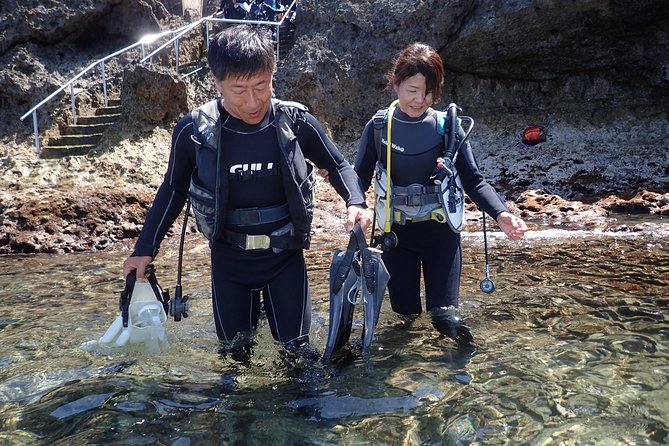 Blue Cave Area Experience Diving!Free feeding & photo images Chinese guide available!1 group with a dedicated instructor - Who should book this Okinawa activity?
