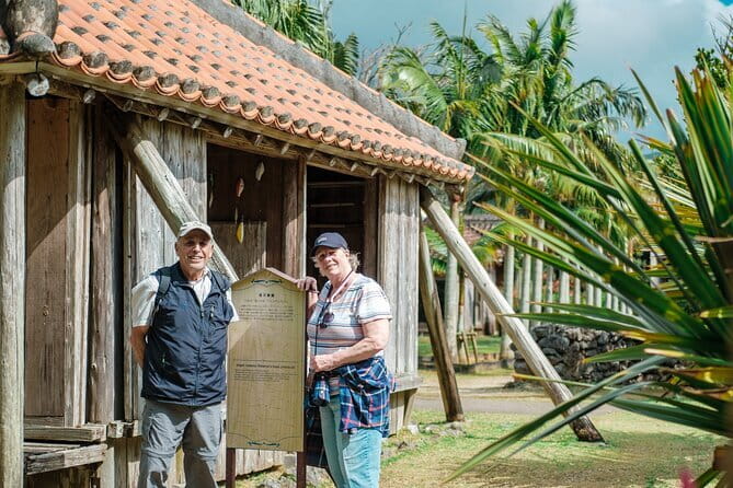 【Customizable】Ishigaki Private Tour -Up to 4 People, Flat Rate- - Oganzaki Lighthouse and the island’s viewpoints
