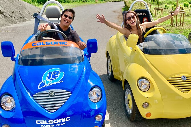 Cute & Fun E-Car tour following guide around Lake Kawaguchiko - What it is like to drive the mini EV