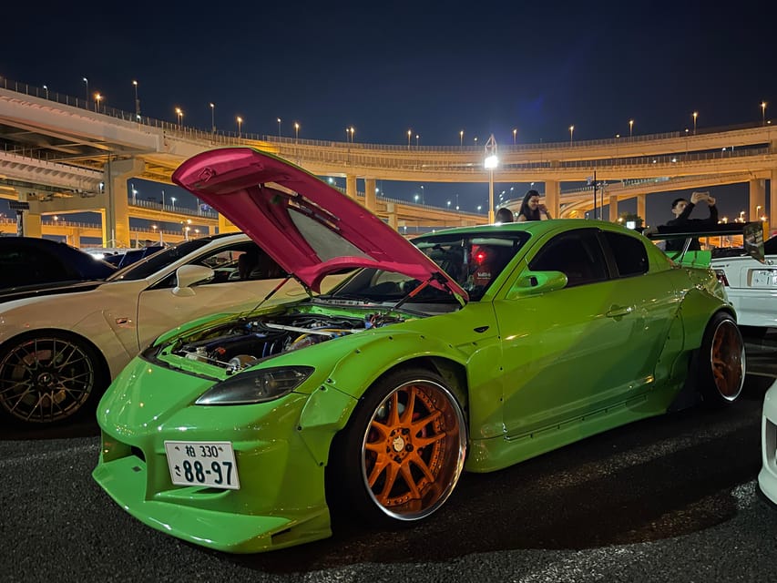 Daikoku Parking : going by this mini JDM - one customer only - What the three-hour schedule really means