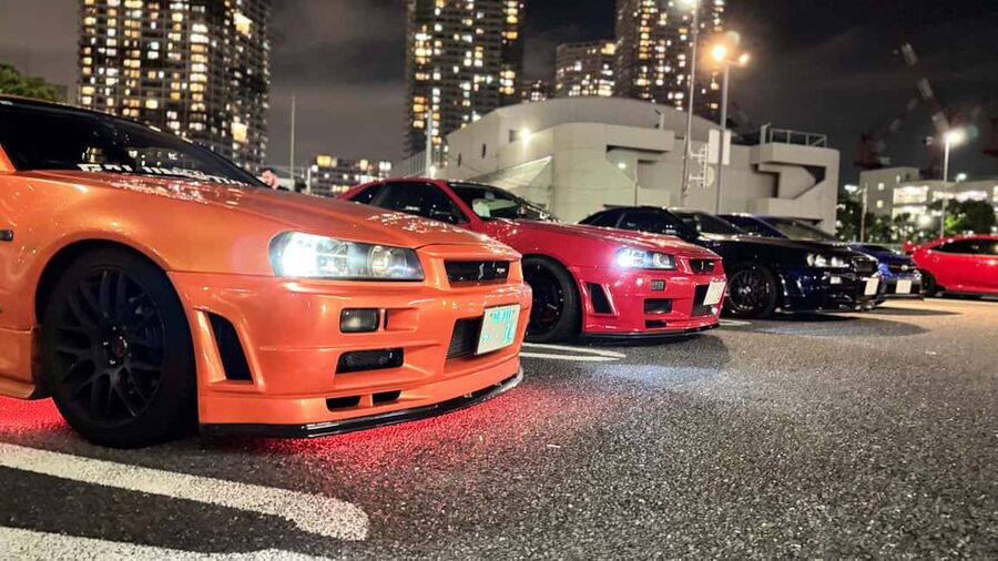 Daikoku & Tokyo JDM Night Tour in R34 or TopSecret R35 GT-R - The convoy cruise adds something a normal car tour cannot