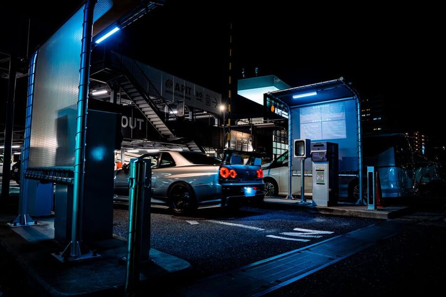 Daikoku & Tokyo JDM Night Tour in R34 or TopSecret R35 GT-R - What the guides add to the experience