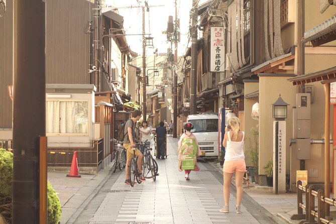 E-Bike Tours of the highlights of Kyoto!!! - Ginkakuji and the art of the Zen garden