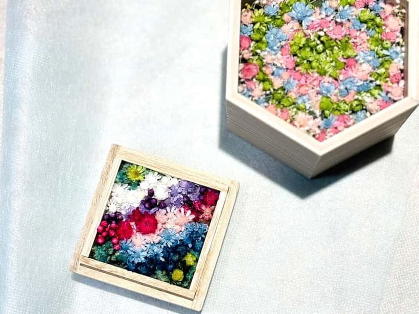 Experience Crafting a Flower-Adorned Mini Japanese Garden - Why the flower arrangement works as a souvenir