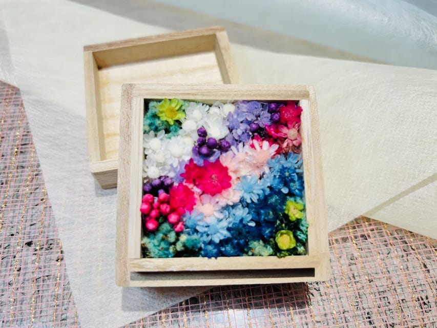 Experience Crafting a Flower-Adorned Mini Japanese Garden - Finding the fourth-floor meeting point