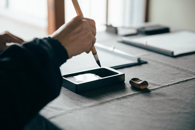 Experience Japanese calligraphy & tea ceremony at a traditional house in Nagoya - Fifteen minutes with Nagoya’s Sengoku past