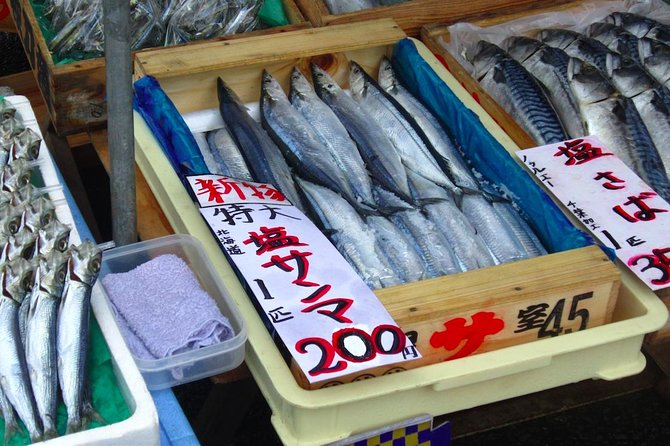 Experience the energy of Kochi: Sunday Market Tour includes Kochi Castle - Yosakoi culture in a 20-minute final stop