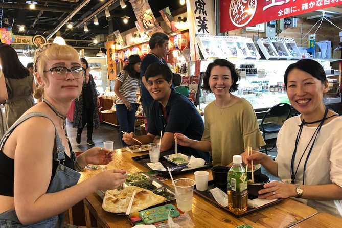 Experience the energy of Kochi: Sunday Market Tour includes Kochi Castle - What the private format changes
