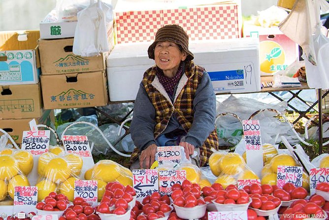 Experience the energy of Kochi: Sunday Market Tour includes Kochi Castle - Hirome Market and the case for trying seared bonito