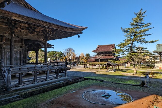 From Kanazawa: Shirakawa-go, Gokayama and Wood Carving Village - Shirakawa-go, the grand finale