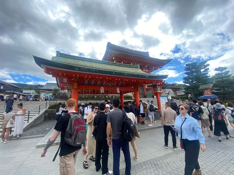 From Kyoto: Nara, Osaka & Kobe Day Trip – 3 Cities in 1 Day - Starting in Nara Park with the deer