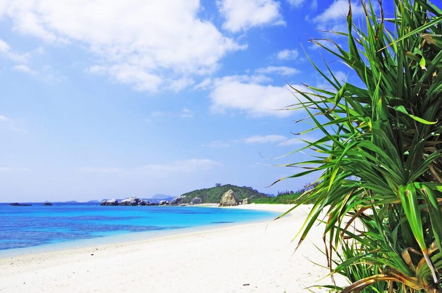 From Naha: Snorkeling Tour to Kerama by Ferry - Preparing for the snorkeling boat