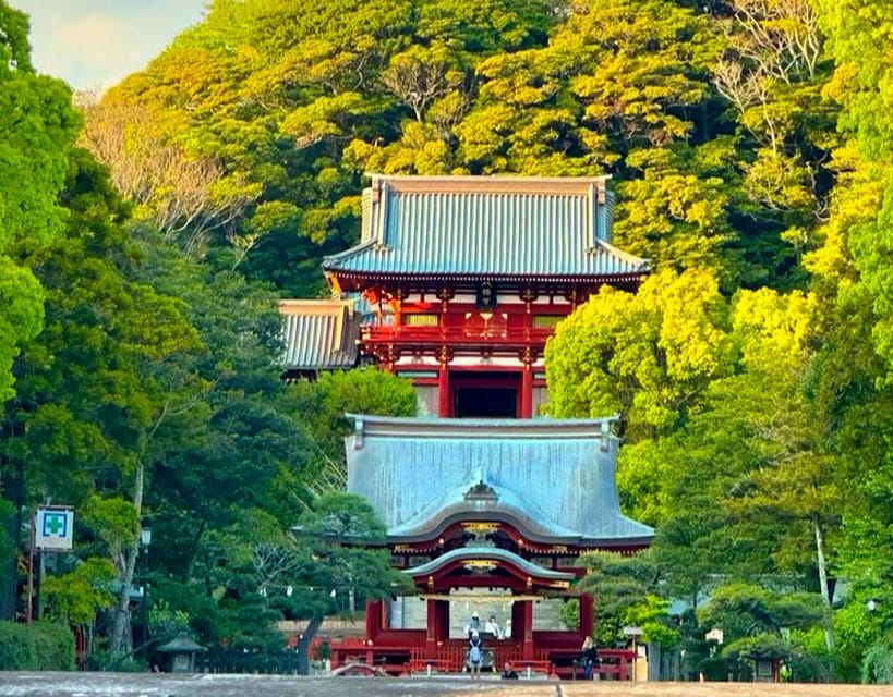 From Tokyo: Kamakura and Enoshima Full-Day Private Trip - Two hours in Enoshima