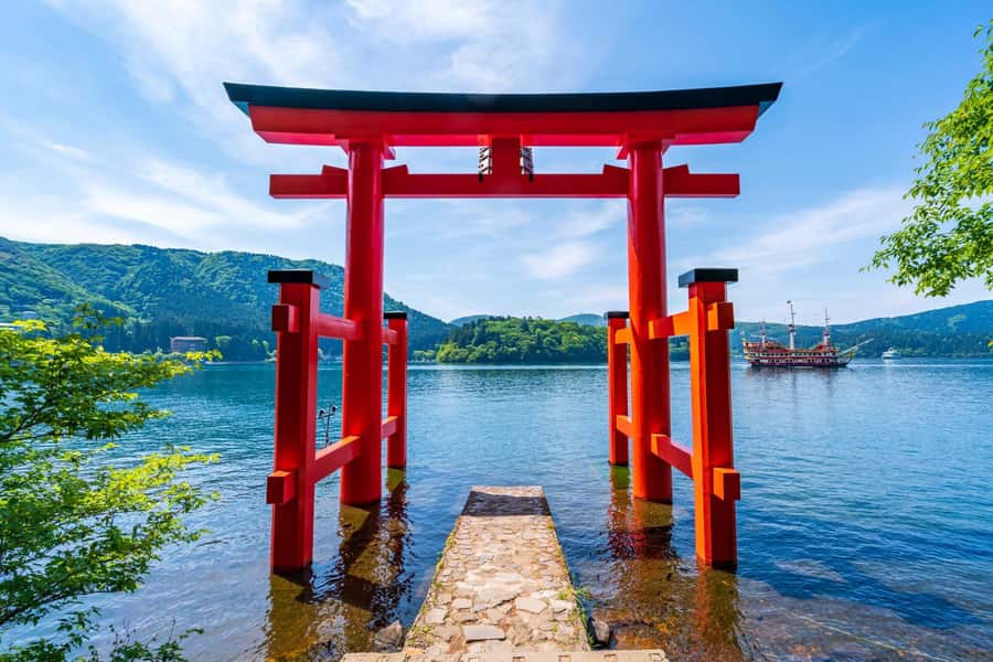 From Tokyo: Mount Fuji Full-Day Private Tour (Customizable) - Chureito Pagoda and the famous Fuji photograph