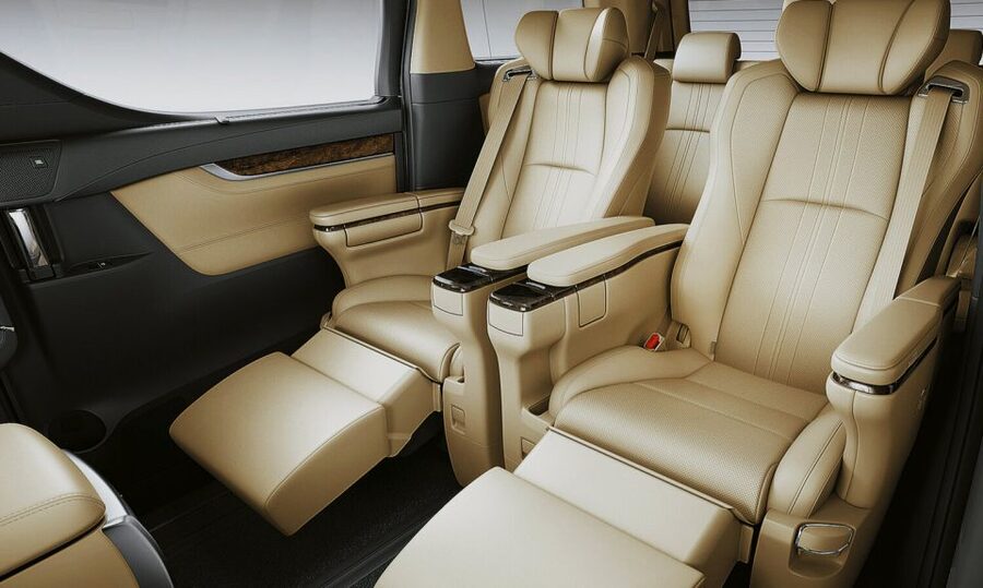 From Tokyo: Mount Fuji Private Day Tour - Why a private car makes Fuji easier