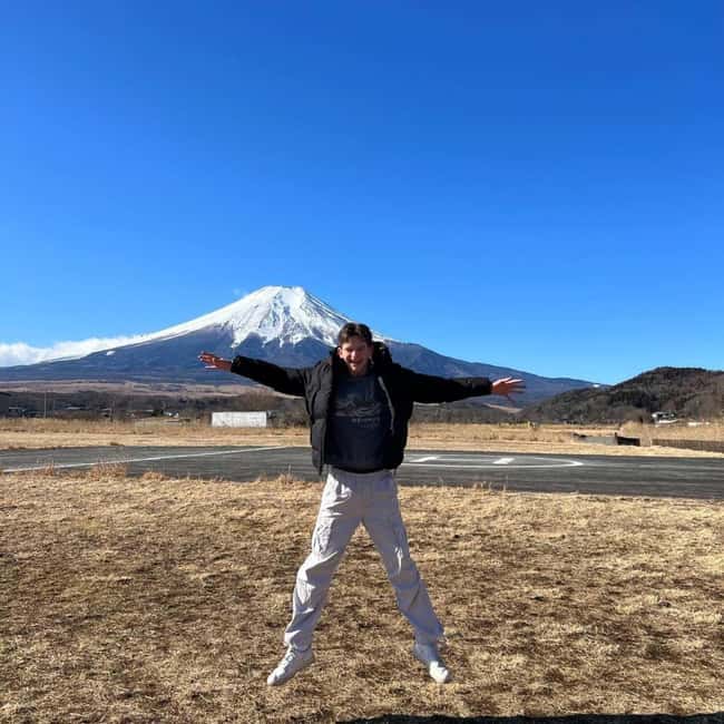 From Tokyo: Mt Fuji Private Day Tour In Luxury Land Cruiser - Kitaguchi-hongu Fuji Sengen Shrine