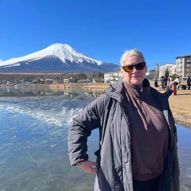 From Tokyo: Mt Fuji Private Day Tour In Luxury Land Cruiser - Gotemba Premium Outlets as an optional finish