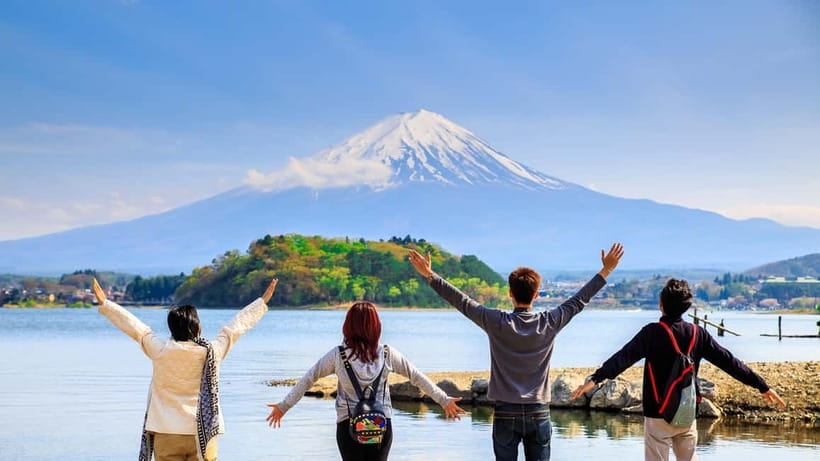 From Tokyo: Must-Visit Mount Fuji Highlight Full-Day Tour - Oshino Hakkai and Lake Yamanaka feel more rooted in local scenery