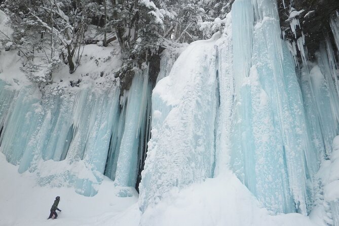 Frozen fall trekking - Forest bathing in Hida-Osaka