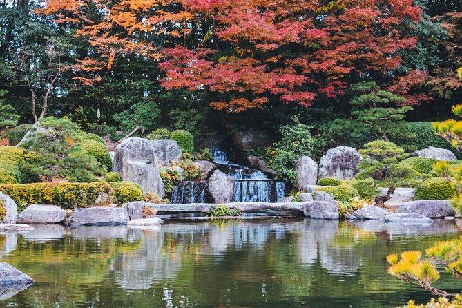 Fukuoka Group/Private Tour by Local Professionals! - Yusentei Park and Ohori Japanese Garden