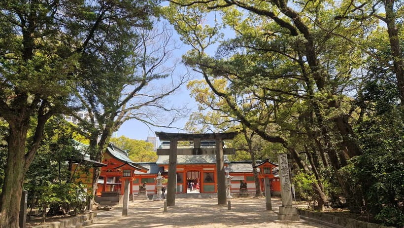 Fukuoka’s Sacred Path: Temples, History & Culture - Kushida Shrine and the festival that shapes Fukuoka