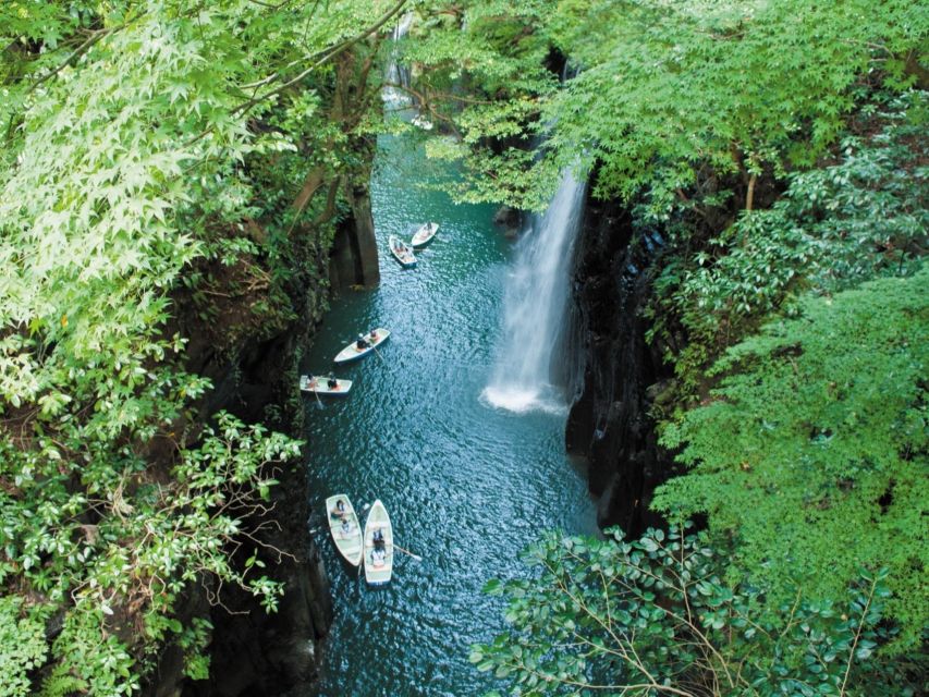 Fukuoka: Takachiho or Minami Aso Customizable 1-Day Tour - Takachiho Gorge from the river