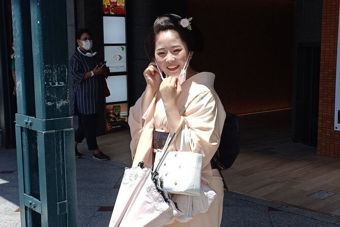 Full-Day Sightseeing to Kyoto Highlights - Fushimi Inari ends the sightseeing with thousands of torii