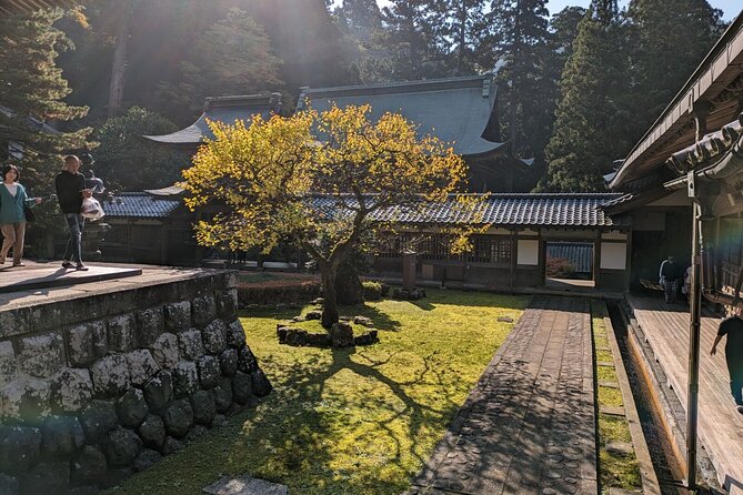 Full Day Tour Eiheiji Buddhist Temple and Fukui City Castle Town - What the $158.08 price really covers