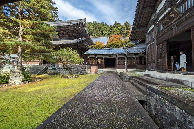 Full Day Tour Eiheiji Buddhist Temple and Fukui City Castle Town - Who should book this Fukui day trip