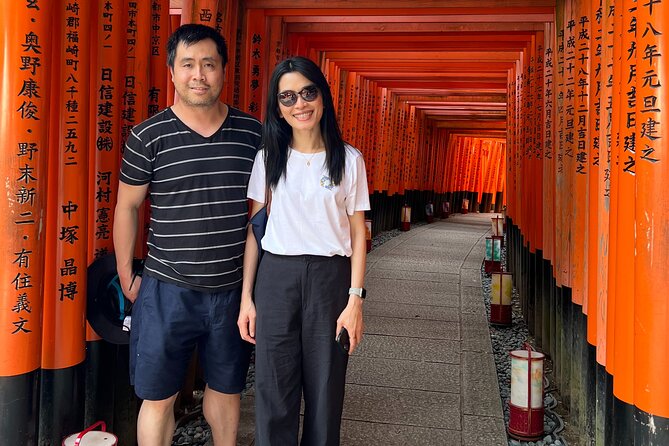 Gion and Fushimi Inari Shrine Kyoto Highlights with Government-Licensed Guide - Yasaka Shrine and the tiny Tatsumi Daimyojin