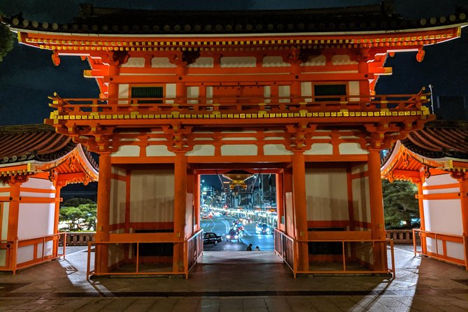 Gion Night Walking Tour - A short Zen introduction before Yasakanoto