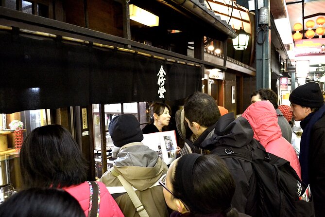 Gion Walking Tour by Night - What happens if you see a geiko or maiko