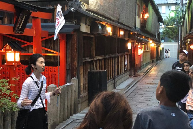 Gion Walking Tour by Night - Meeting at 178 Tokiwacho at 5:30pm