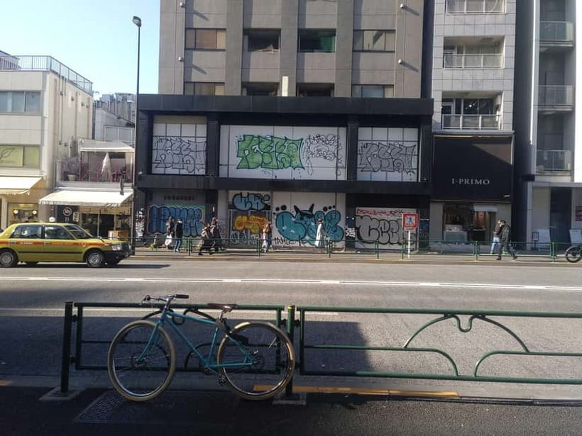 Graffiti in Tokyo Walking Tour: Shibuya and Harajuku - Why this Shibuya walk feels different